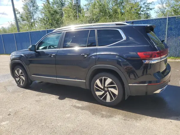 1V2BR2CA2RC577976 2024 VOLKSWAGEN ATLAS - Image 2