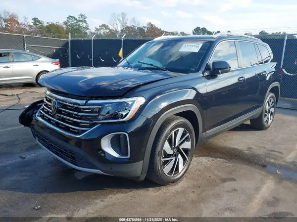1V2BR2CA2SC571858 2025 VOLKSWAGEN ATLAS - Image 2