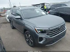 1V2BR2CA3SC570573 2025 VOLKSWAGEN ATLAS