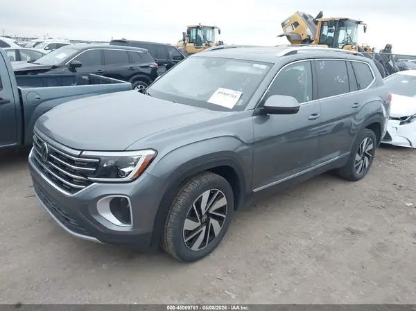 1V2BR2CA3SC570573 2025 VOLKSWAGEN ATLAS - Image 2