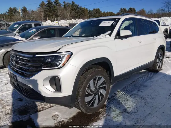 1V2BR2CA4SC516375 2025 VOLKSWAGEN ATLAS - Image 2