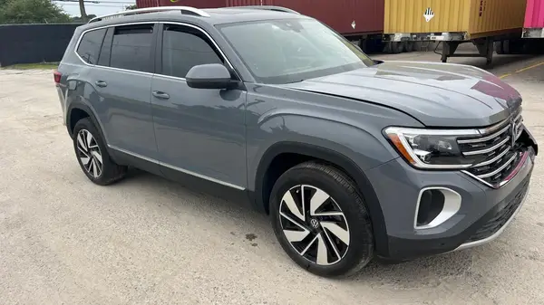 1V2BR2CA4SC561543 2025 VOLKSWAGEN ATLAS - Image 2