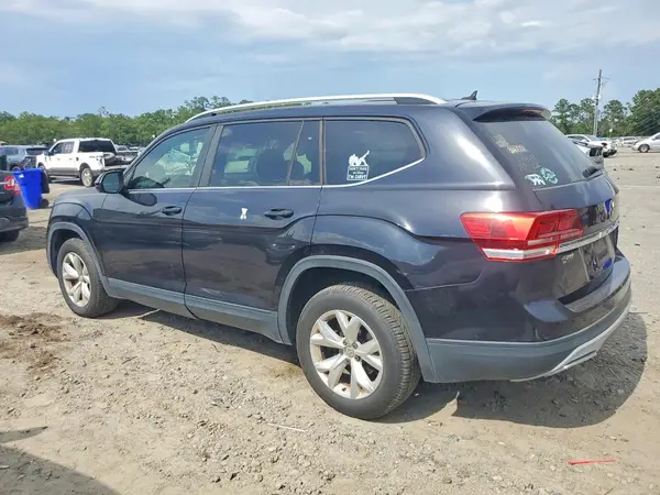 1V2BR2CA5JC502337 2018 VOLKSWAGEN ATLAS - Image 2