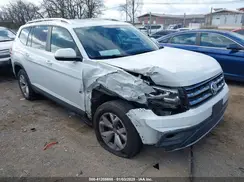 1V2BR2CA5JC513354 2018 VOLKSWAGEN ATLAS