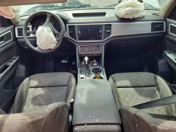 1V2BR2CA6JC500287 2018 VOLKSWAGEN ATLAS - Image 8