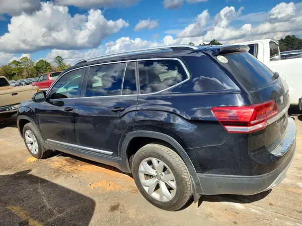 1V2BR2CA6JC504341 2018 VOLKSWAGEN ATLAS - Image 2