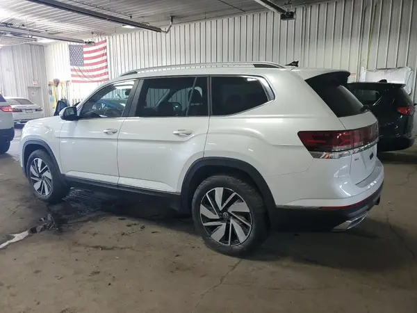 1V2BR2CA6SC517625 2025 VOLKSWAGEN ATLAS - Image 2