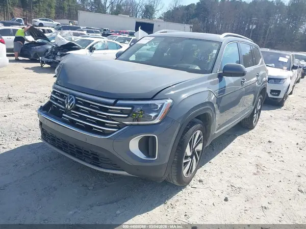 1V2BR2CA6SC573225 2025 VOLKSWAGEN ATLAS - Image 2