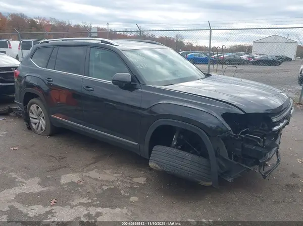 1V2BR2CA7MC528037 2021 VOLKSWAGEN ATLAS - Image 1