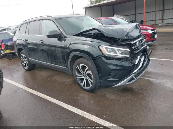 1V2BR2CA7NC500935 2022 VOLKSWAGEN ATLAS - Image 1