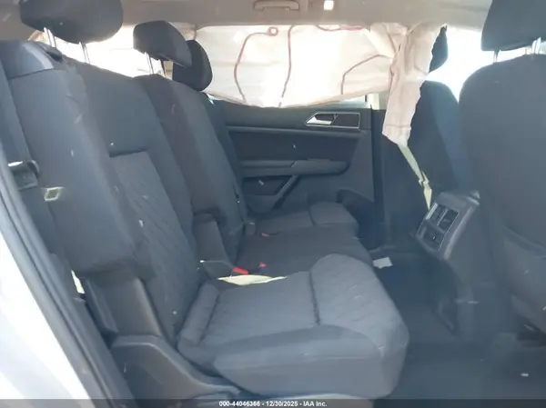 1V2BR2CA8JC501215 2018 VOLKSWAGEN ATLAS - Image 8