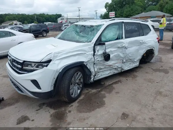 1V2BR2CA8MC516947 2021 VOLKSWAGEN ATLAS - Image 2