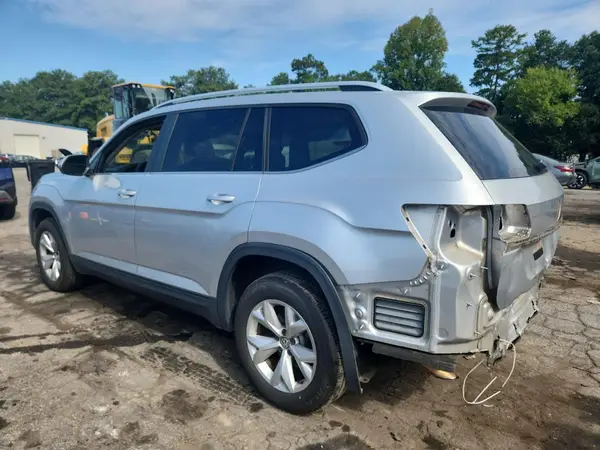 1V2BR2CA9JC509548 2018 VOLKSWAGEN ATLAS - Image 2