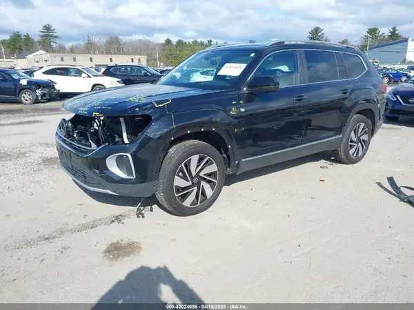 1V2BR2CA9RC513000 2024 VOLKSWAGEN ATLAS - Image 2