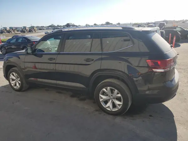 1V2BR2CAXJC512247 2018 VOLKSWAGEN ATLAS - Image 2