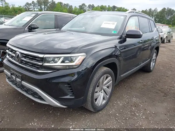 1V2BR2CAXMC565826 2021 VOLKSWAGEN ATLAS - Image 2