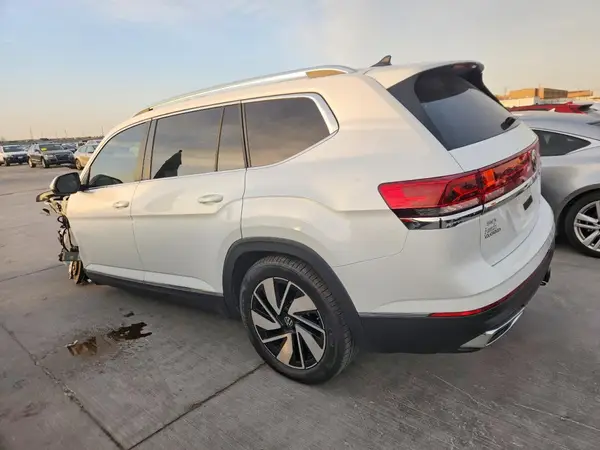 1V2BR2CAXSC551860 2025 VOLKSWAGEN ATLAS - Image 2