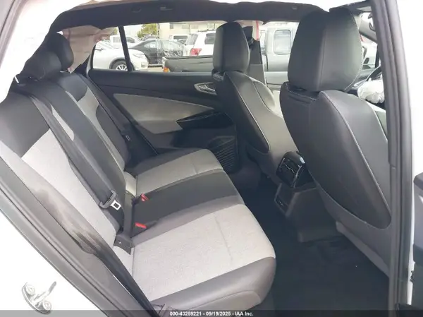 1V2CMPE80PC020801 2023 VOLKSWAGEN ID.4 - Image 8