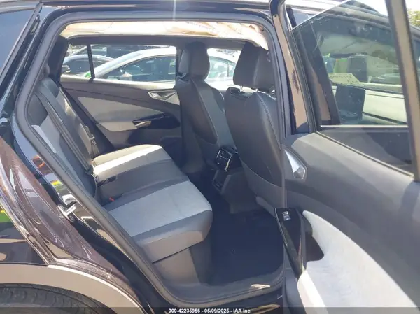 1V2CMPE81PC033749 2023 VOLKSWAGEN ID.4 - Image 8