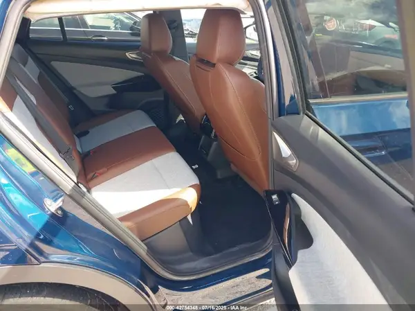 1V2CMPE82PC016815 2023 VOLKSWAGEN ID.4 - Image 8