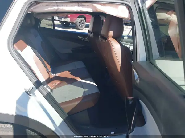 1V2CMPE89PC027990 2023 VOLKSWAGEN ID.4 - Image 8