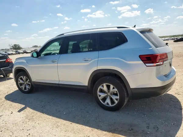 1V2CP2CA2JC598549 2018 VOLKSWAGEN ATLAS - Image 2
