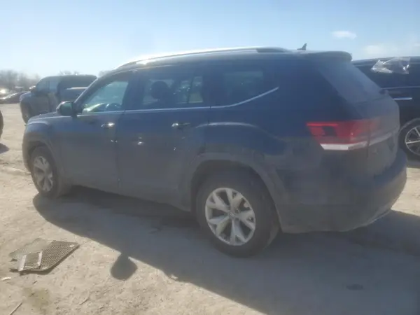 1V2CP2CA3JC596938 2018 VOLKSWAGEN ATLAS - Image 2