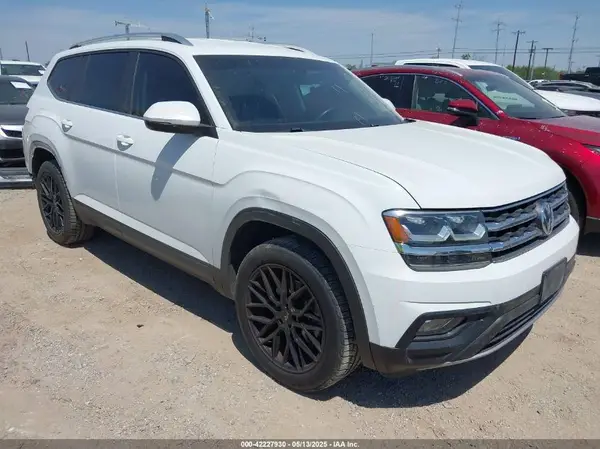 1V2CP2CA6JC595282 2018 VOLKSWAGEN ATLAS - Image 1