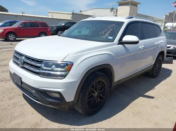 1V2CP2CA6JC595282 2018 VOLKSWAGEN ATLAS - Image 2