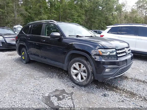 1V2CR2CA0JC563714 2018 VOLKSWAGEN ATLAS - Image 1