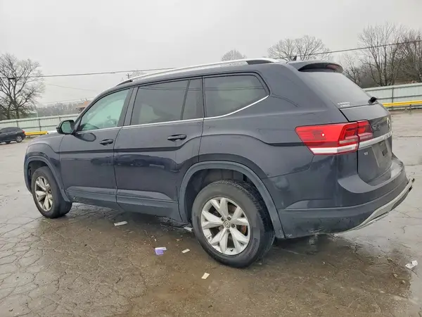 1V2CR2CA0JC564619 2018 VOLKSWAGEN ATLAS - Image 2