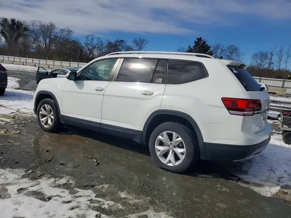1V2CR2CA0JC587057 2018 VOLKSWAGEN ATLAS - Image 2