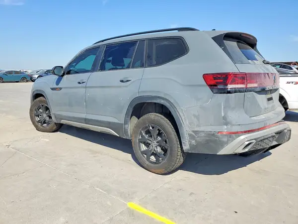 1V2CR2CA0RC599527 2024 VOLKSWAGEN ATLAS - Image 2
