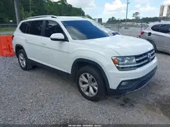 1V2CR2CA1JC533699 2018 VOLKSWAGEN ATLAS