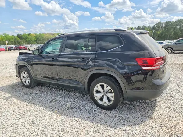 1V2CR2CA1JC548820 2018 VOLKSWAGEN ATLAS - Image 2