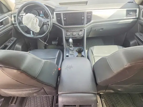 1V2CR2CA1JC548820 2018 VOLKSWAGEN ATLAS - Image 8