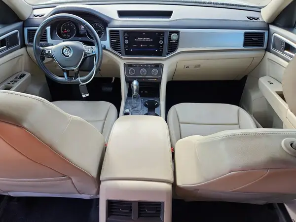 1V2CR2CA1JC575922 2018 VOLKSWAGEN ATLAS - Image 8