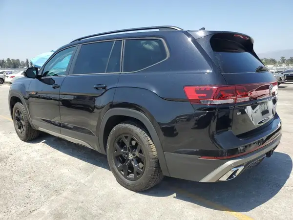 1V2CR2CA1RC548411 2024 VOLKSWAGEN ATLAS - Image 2