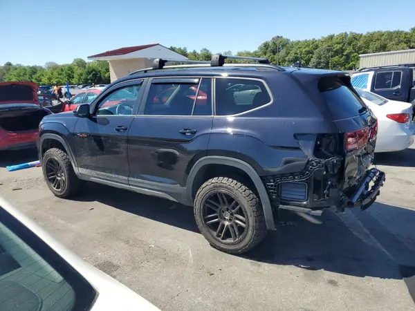 1V2CR2CA1RC579125 2024 VOLKSWAGEN ATLAS - Image 2