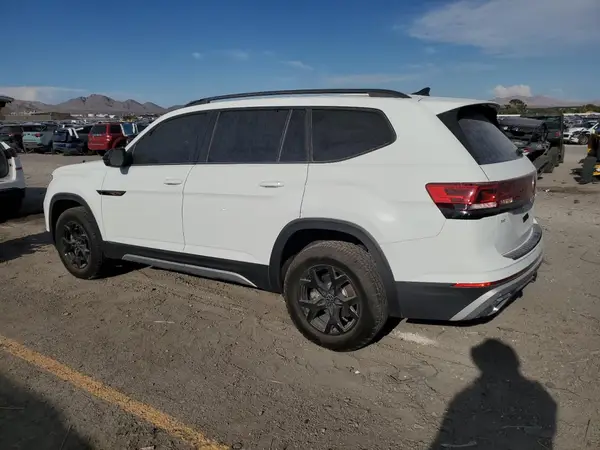 1V2CR2CA1RC597818 2024 VOLKSWAGEN ATLAS - Image 2