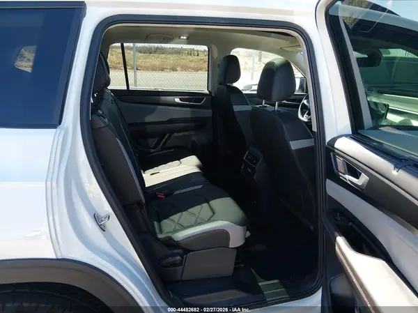 1V2CR2CA1SC538208 2025 VOLKSWAGEN ATLAS - Image 8