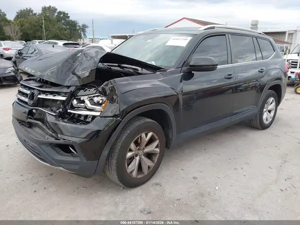 1V2CR2CA2JC514028 2018 VOLKSWAGEN ATLAS - Image 2