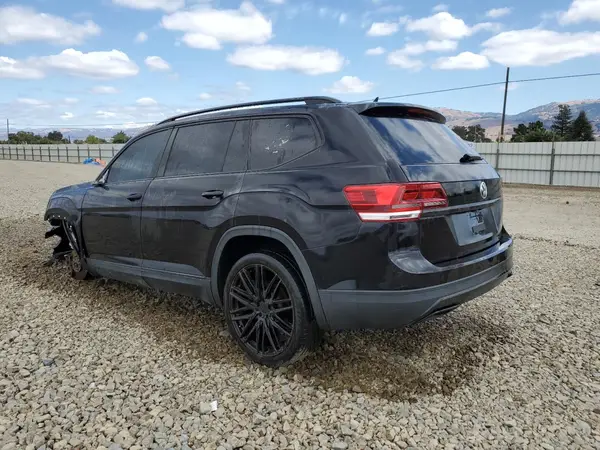 1V2CR2CA2JC514045 2018 VOLKSWAGEN ATLAS - Image 2