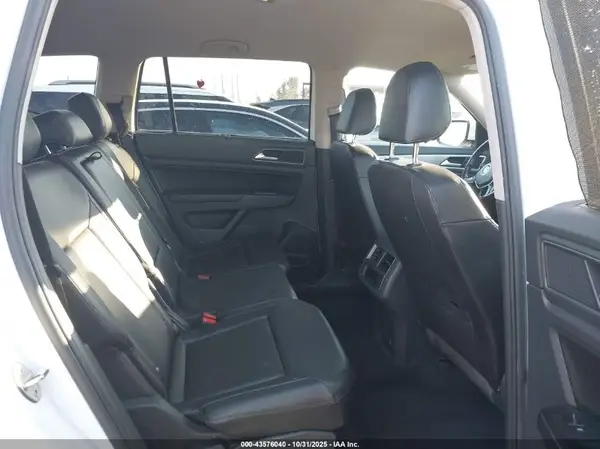 1V2CR2CA2JC534117 2018 VOLKSWAGEN ATLAS - Image 8