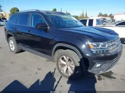 1V2CR2CA2JC572883 2018 VOLKSWAGEN ATLAS