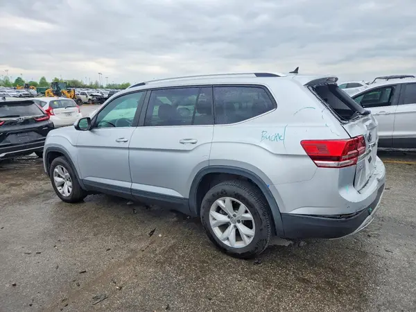 1V2CR2CA2JC574861 2018 VOLKSWAGEN ATLAS - Image 2