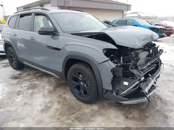 1V2CR2CA2RC542858 2024 VOLKSWAGEN ATLAS - Image 1