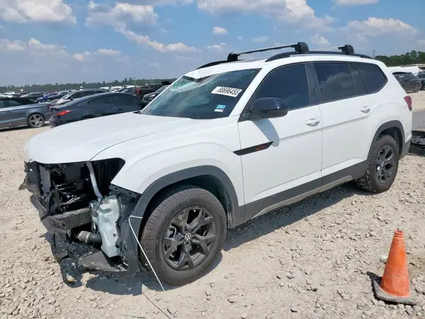 1V2CR2CA2RC585919 2024 VOLKSWAGEN ATLAS - Image 1
