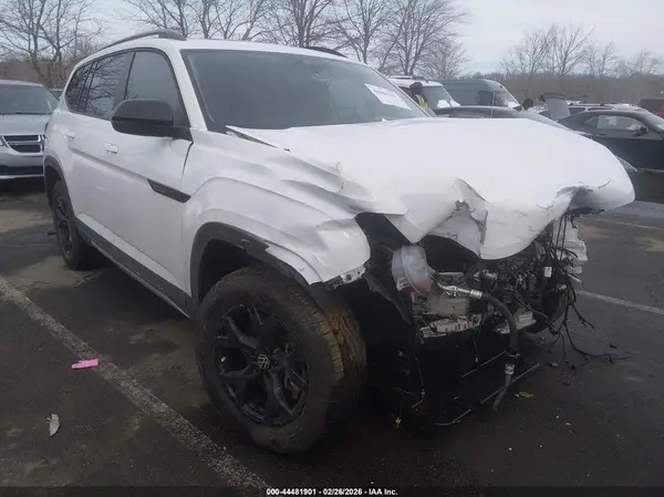 1V2CR2CA2RC587718 2024 VOLKSWAGEN ATLAS - Image 1