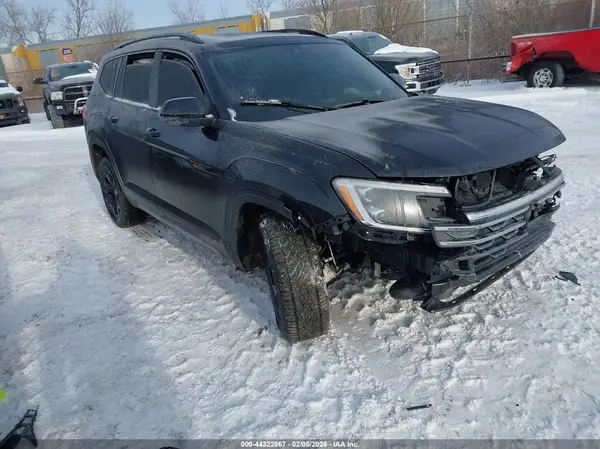 1V2CR2CA2SC573114 2025 VOLKSWAGEN ATLAS - Image 1
